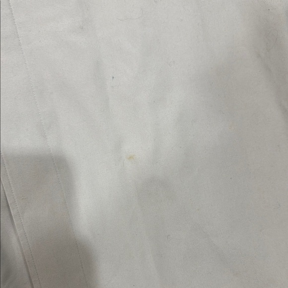 Tan Trench Coat with Adjustable Cuffs and Traditional Collar - Picture 9 of 9